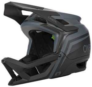 O`NEAL O’Neal Transition Helmet Flash V.23 , Prilba, Velikosť: 57-58 cm odhadovaná cena: 269.95 EUR (€)