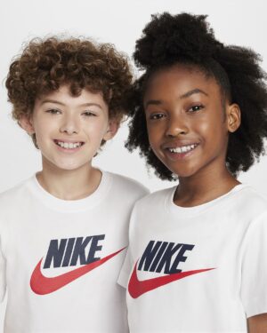 Nike Sportswear Futura Tee Kids , Detské třičko, Velikosť: S odhadovaná cena: 22.95 EUR (€)