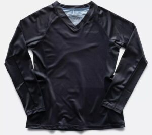 Specialized Andorra Long Sleeve Jersey W Veľkosť: XS, Cyklistické chrániče, Velikosť: XS odhadovaná cena: 29.95 EUR (€)