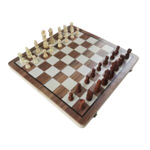 Šachy MASTER magnetické drevené – 39 x 39 cm odhadovaná cena: 28.4 EUR