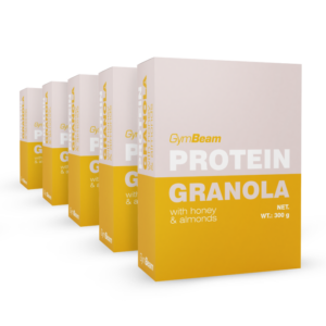 GymBeam Proteínová granola s medom a mandľami odhadovaná cena: 26.1 EUR